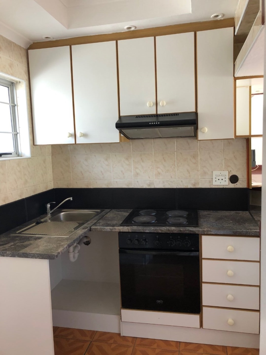 0 Bedroom Property for Sale in Sea Point Western Cape